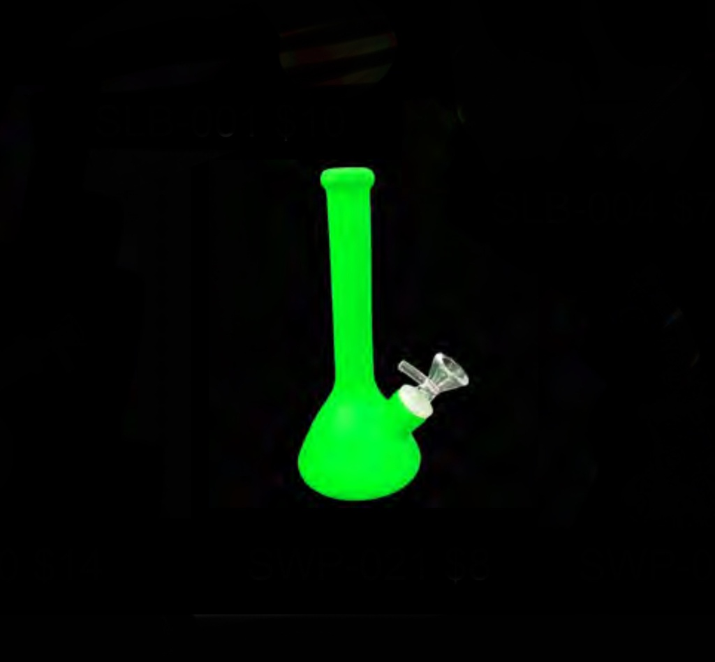 8” bong  Silicone beaker